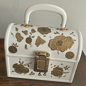 MID-CENTURY RAISED GOLD FLORAL & COIN DESIGN MOLDED TOP HANDLE BOX PURSE~ITALY